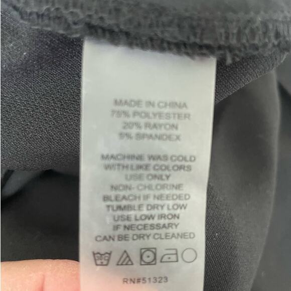 Vince Camuto Women Pants 8‎ Black Tapered Leg Stretch Pockets Comfort Workwear - Picture 7 of 9